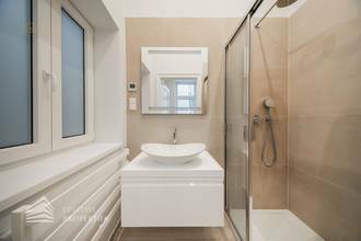 Thumbnail von Erstbezug! Schöne 2-Zimmer Wohnung mit Terrasse, Nähe Burggasse