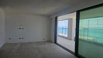 Thumbnail von Modernes Penthouse mit Dachterrasse in der 1. Reihe zum Meer