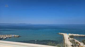 Thumbnail von Modernes Penthouse mit Dachterrasse in der 1. Reihe zum Meer