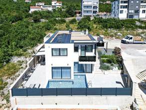 Thumbnail von Современная вилла с бассейном и красивым видом на море