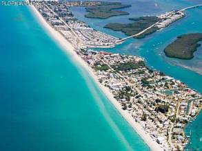 Thumbnail von ***Wunderbares Grundstück mit naturbelassenem Kanal***