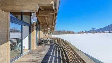 Thumbnail von ゴルフコースのすぐそばにあるプール付きのエクスクルーシブなシャレー