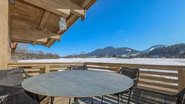 Thumbnail von ゴルフコースのすぐそばにあるプール付きのエクスクルーシブなシャレー