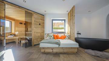 Thumbnail von ゴルフコースのすぐそばにあるプール付きのエクスクルーシブなシャレー