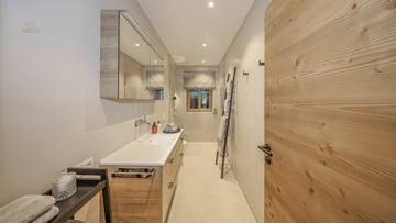 Thumbnail von キッツビューエルを見渡すサンベルクの豪華なヴィラ