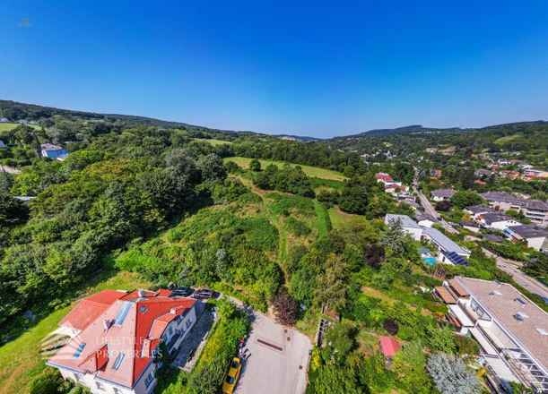 Przed bramami Wiednia – teren zielony z klasyfikacją jako ziemia pod budowę