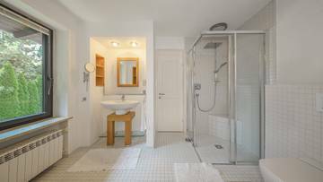 Thumbnail von Landhausvilla in einmaliger Aussichtslage