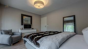 Thumbnail von Haushälfte in sonniger Lage unmittelbar am Golfplatz