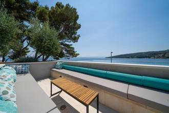 Thumbnail von Luxuriöse Villa direkt am Meeresufer