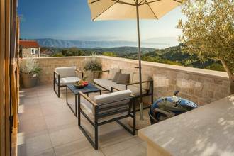 Thumbnail von Mediterranes Steinhaus mit schönem Blick