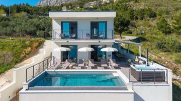 Thumbnail von Moderne Villa mit Infinity-Pool und Panorama-Meerblick, Region Omis