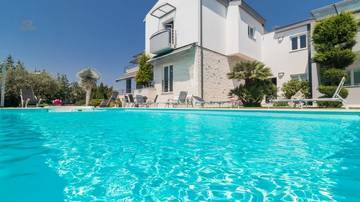 Thumbnail von Mediterrane Villa nahe dem Meer, Region Pula