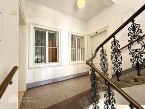 Thumbnail von Helle Wohnung mit Balkon auf ganzer Etage zzgl. Rohdachboden, Nähe Einsiedlerpark