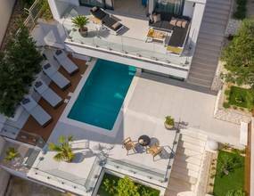Thumbnail von Moderne Villa mit Panoramablick und In- und Outdoorpool, Makarska Riviera