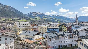 Thumbnail von Exklusive Wohnung in historischem Stadthaus