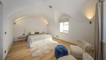 Thumbnail von Exklusive Wohnung in historischem Stadthaus