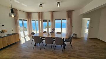 Thumbnail von Mediterrane Villa mit Swimmingpool und Panorama-Meerblick