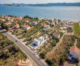 Thumbnail von Moderne Villa mit Pool und Boulderwand, Region Biograd na Moru