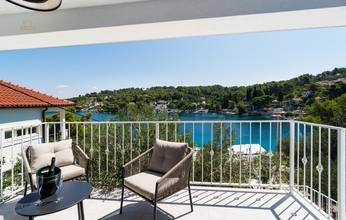 Thumbnail von Mediterranes Haus in der 1. Reihe zum Meer