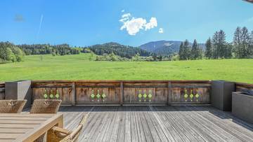 Thumbnail von Luxury villa with imperial view in sunny secluded location