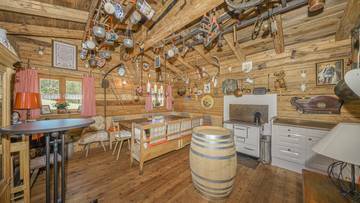 Thumbnail von Luxury villa with imperial view in sunny secluded location