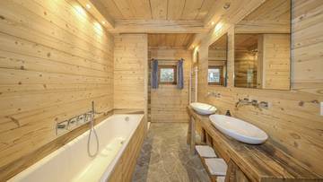 Thumbnail von Exklusives Bauernhaus mit Freizeitwohnsitz