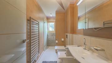 Thumbnail von Proprietà di lusso con piscina coperta in posizione privilegiata