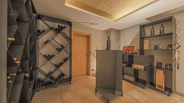 Thumbnail von Proprietà di lusso con piscina coperta in posizione privilegiata