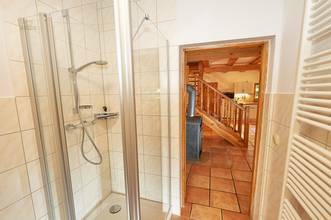 Thumbnail von Holz trifft Hochufer: 4 strandnahe Wohneinheiten - Meeresrauschen gratis!