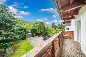 Thumbnail von Luxuriöse Villa im Wienerwald – Beheizter Salzwasserpool, Gartenparadies & Premium-Parkmöglichkeiten