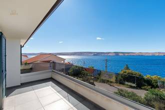 Thumbnail von Modernes Familienhaus mit wunderschönem Blick auf das Meer, Region Karlobag