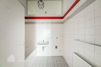 Thumbnail von Helle 2-Zimmer Wohnung, Nähe Kutschkermarkt