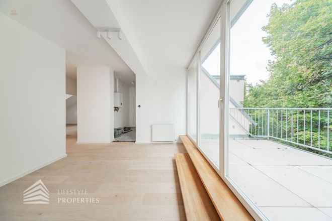 Heller 3-Zimmer Erstbezug mit Terrasse, Nähe Kutschkermarkt