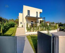 Thumbnail von Moderne Villa mit Pool in ruhiger Lage, Region Sibenik