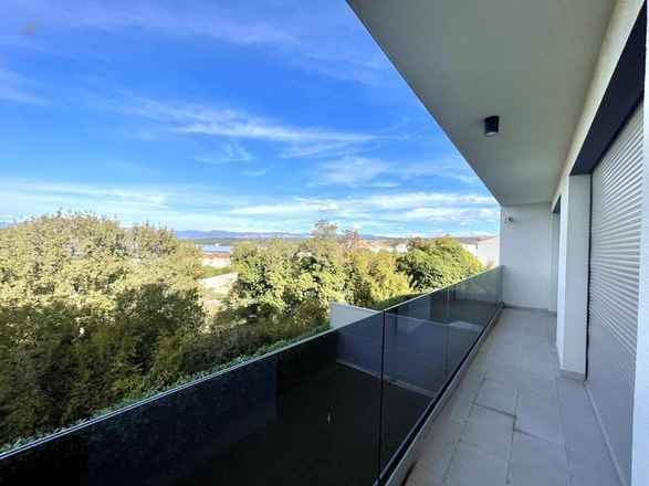 Moderne Wohnung mit Meerblick