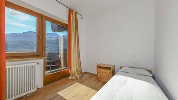 Thumbnail von Großzügiges Apartmenthaus mit traumhaftem Ausblick