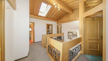 Thumbnail von Großzügiges Apartmenthaus mit traumhaftem Ausblick