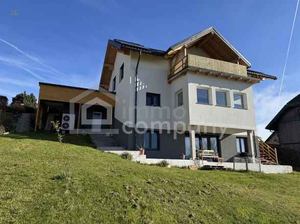 !! Neuer Preis !! Charmantes Wohnhaus in Neukirchen an der Vöckla.