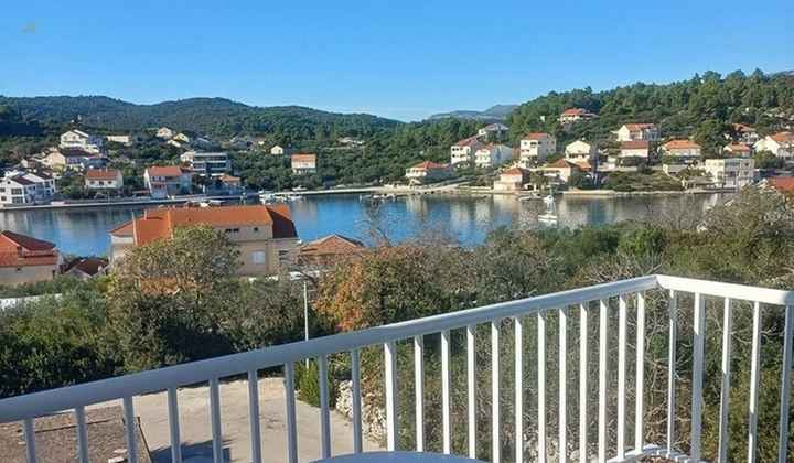 Geräumige Maisonettewohnung nahe dem Meer