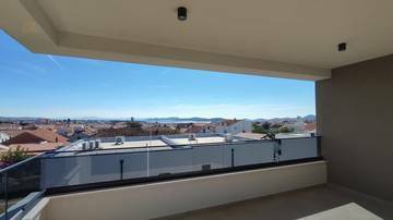 Thumbnail von Modernes Neubau-Appartement mit Meerblick