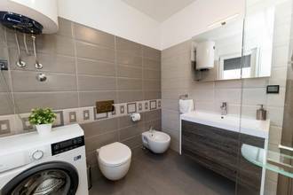 Thumbnail von Moderne Maisonettewohnung mit Panorama-Meerblick