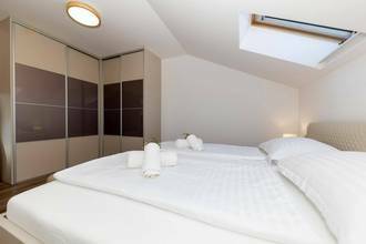 Thumbnail von Moderne Maisonettewohnung mit Panorama-Meerblick