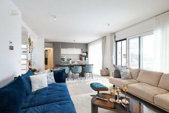 Thumbnail von Moderne Villa mit Pool