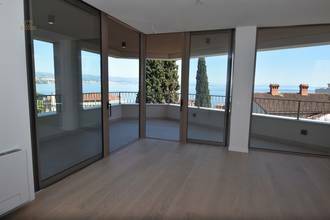 Thumbnail von Luxuriöses Penthouse mit Swimmingpool auf der Dachterrasse und Panorama-Meerblick