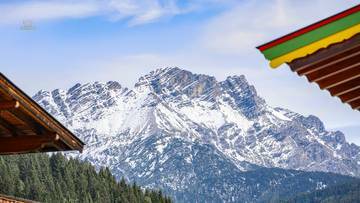 Thumbnail von Grundstück mit Baugenehmigung für Doppel- oder Mehrfamilienhaus