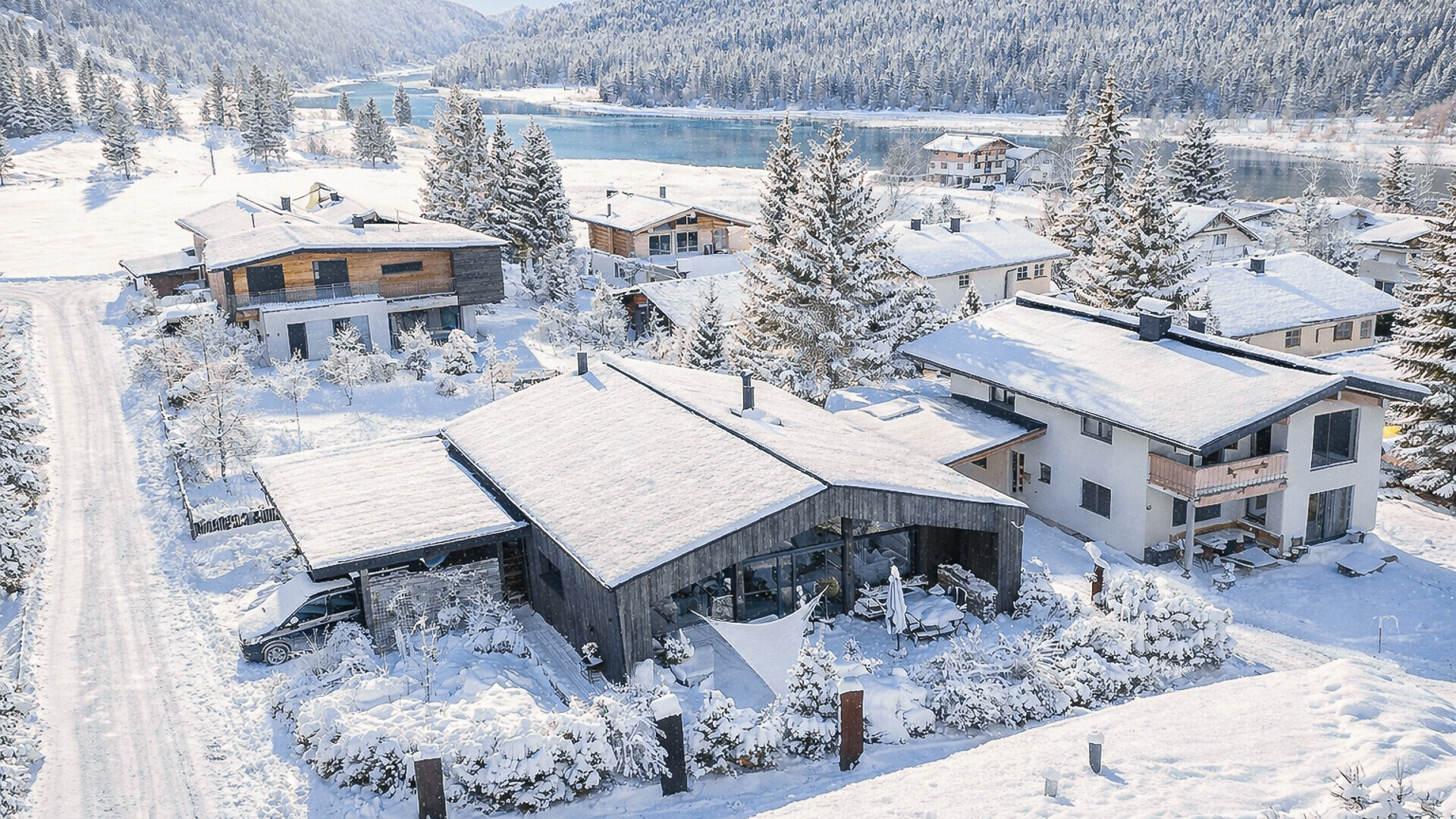 Unikat in fußläufiger Seenähe mit Traum-Ausblick