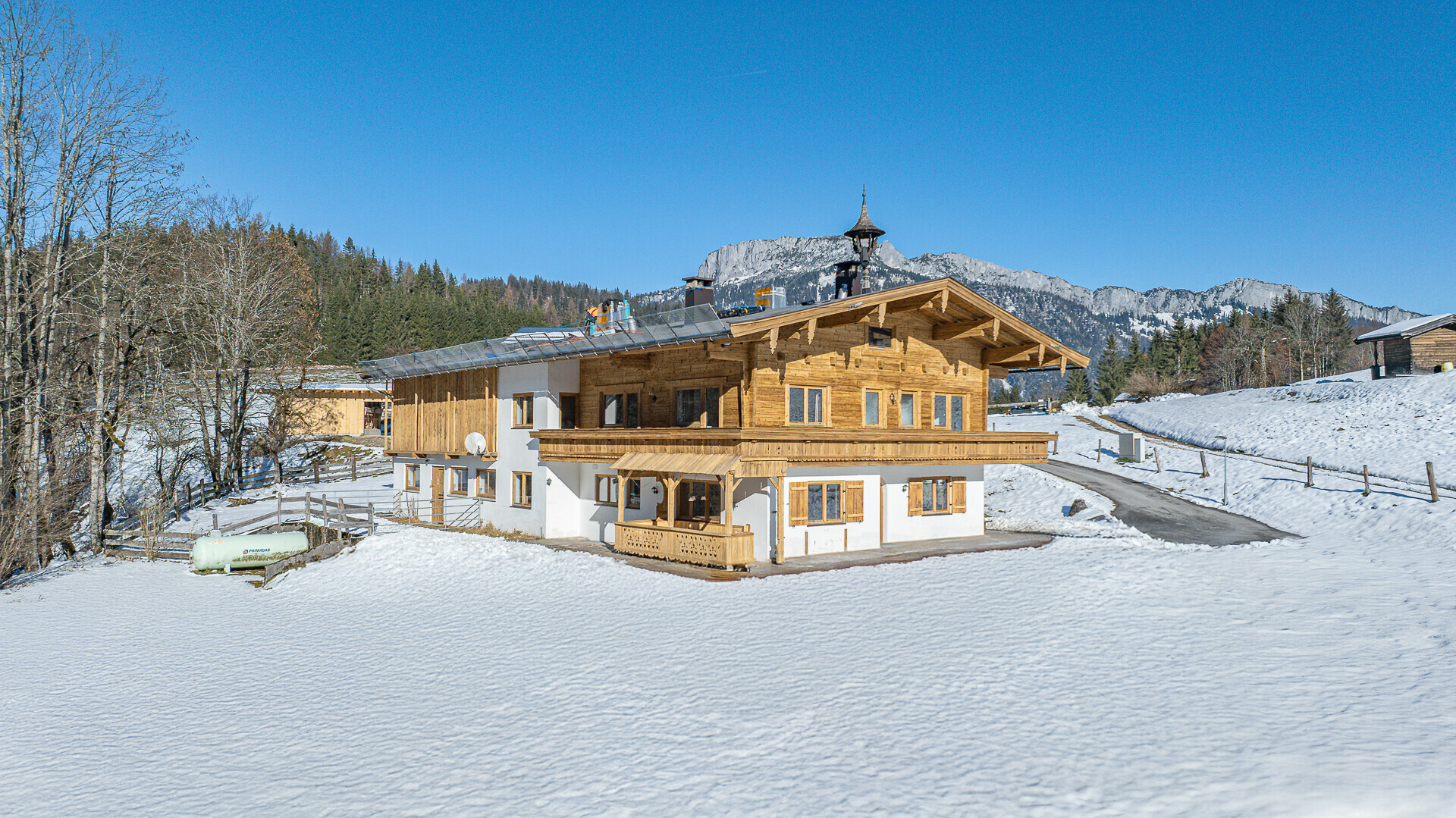 Bauernhaus mit Freizeitwohnsitz in idyllischer Ruhelage