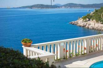 Thumbnail von Mediterrane villa direct aan zee, regio Dubrovnik