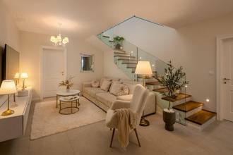 Thumbnail von Mediterrane Villa mit Swimmingpool in traumhafter Lage nahe dem Meer