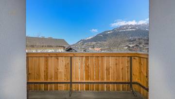 Thumbnail von Hochwertige Dachgeschosswohnung mit schönem Ausblick in Ruhelage